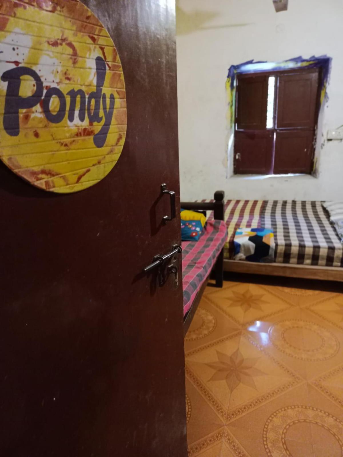 Gurukulam Hostel Pondicherry Bagian luar foto